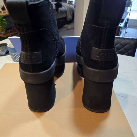 UGG Women's New Heights Platform Mini Black Suede Boots 1157910 size 7 NEW - Picture 5 of 16